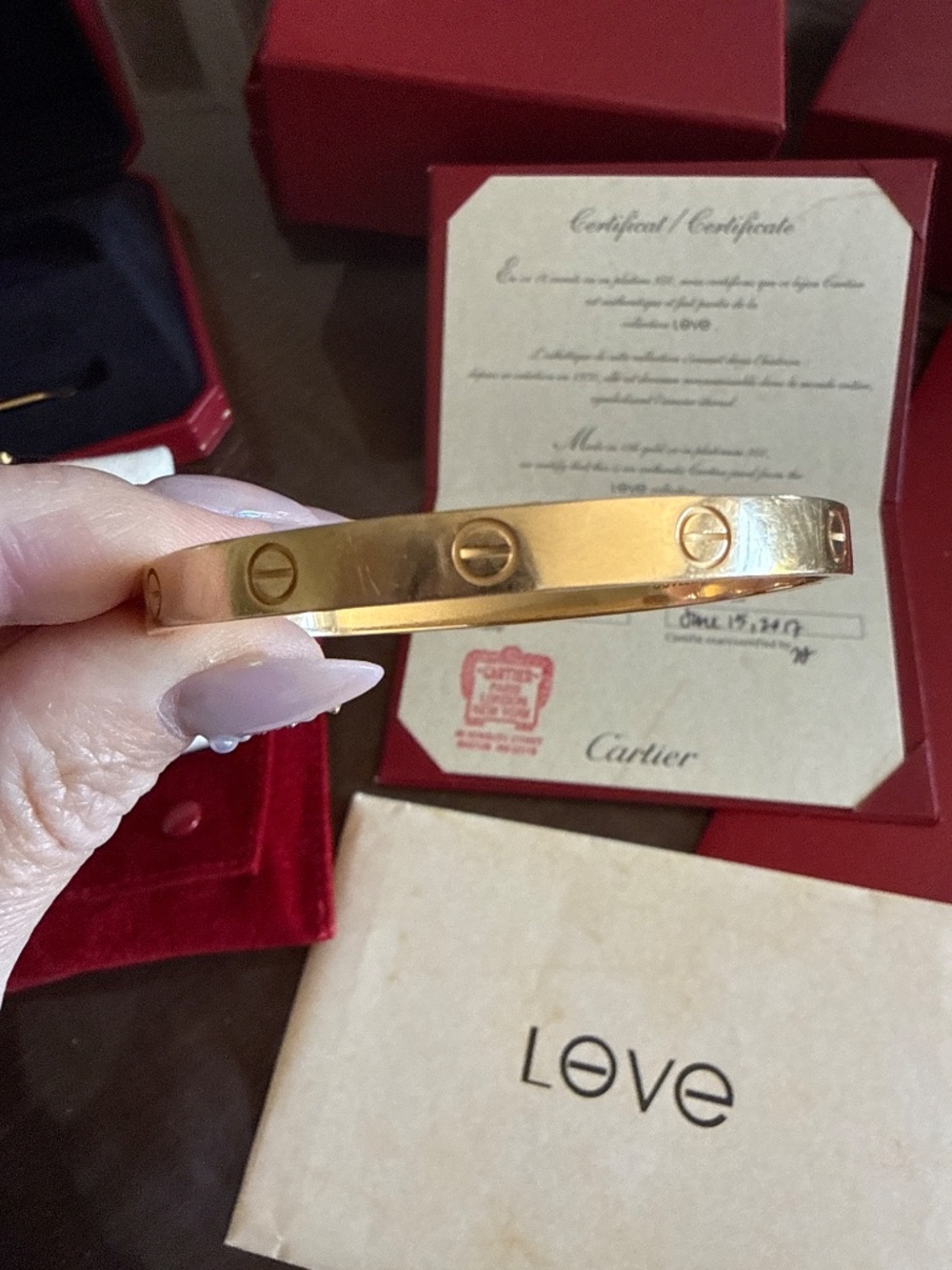 Cartier Classic LOVE Bracelet – 18cm | Complete Set - Picture 2 of 4
